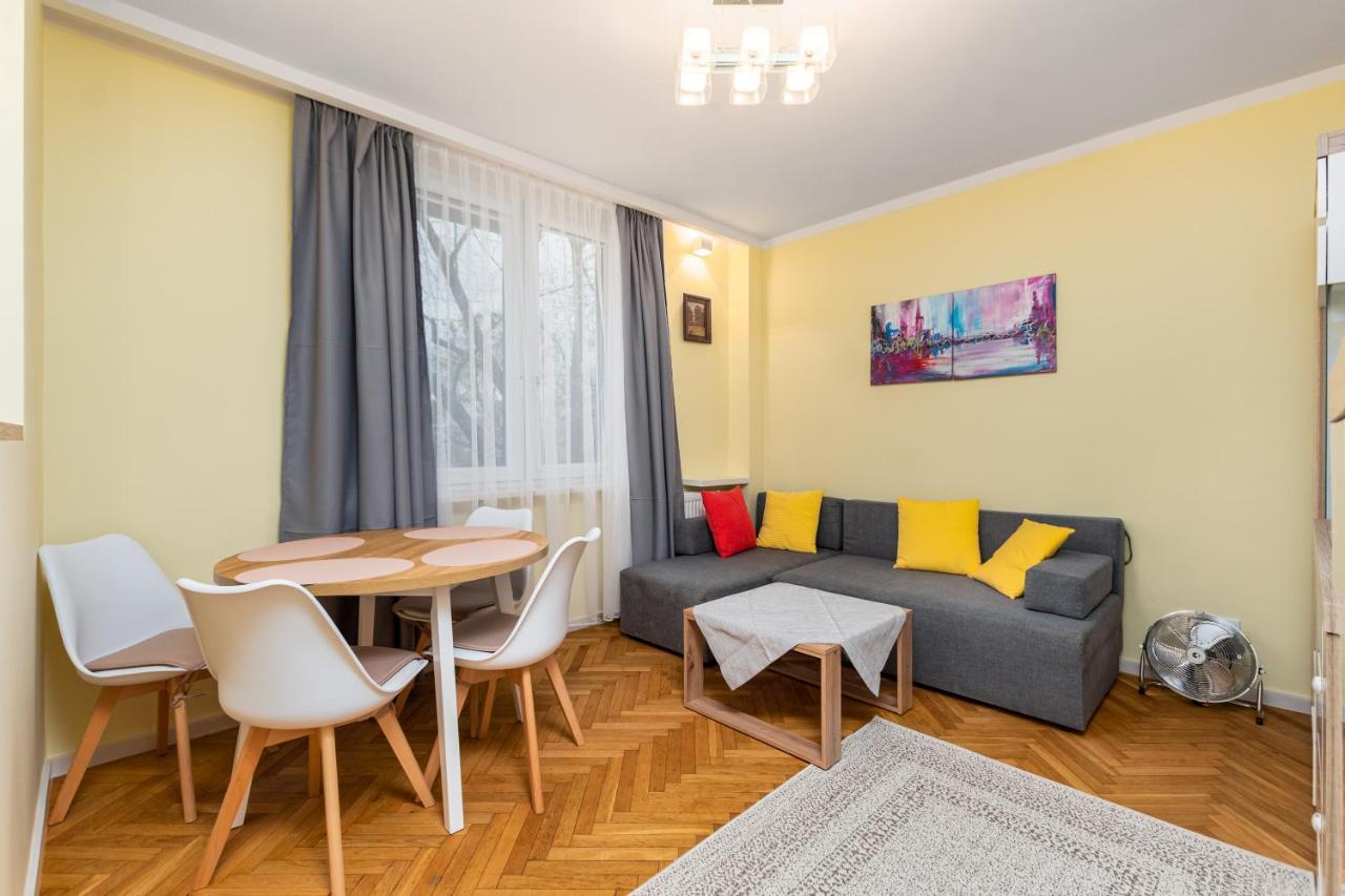 Aleja Wojska Polskiego 35 By Homeprime * Varsovia